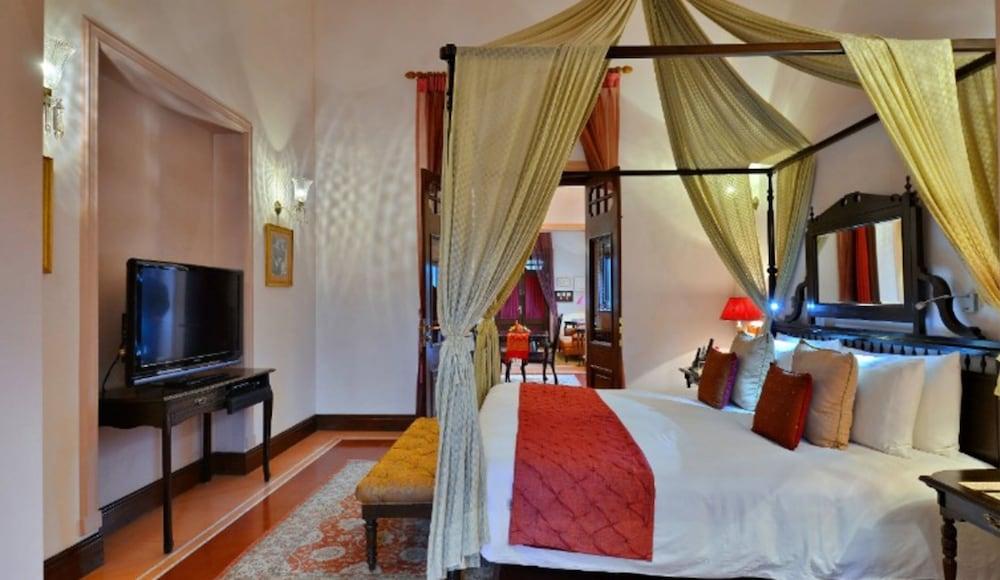 Hotel Taj Nadesar Palace 5*