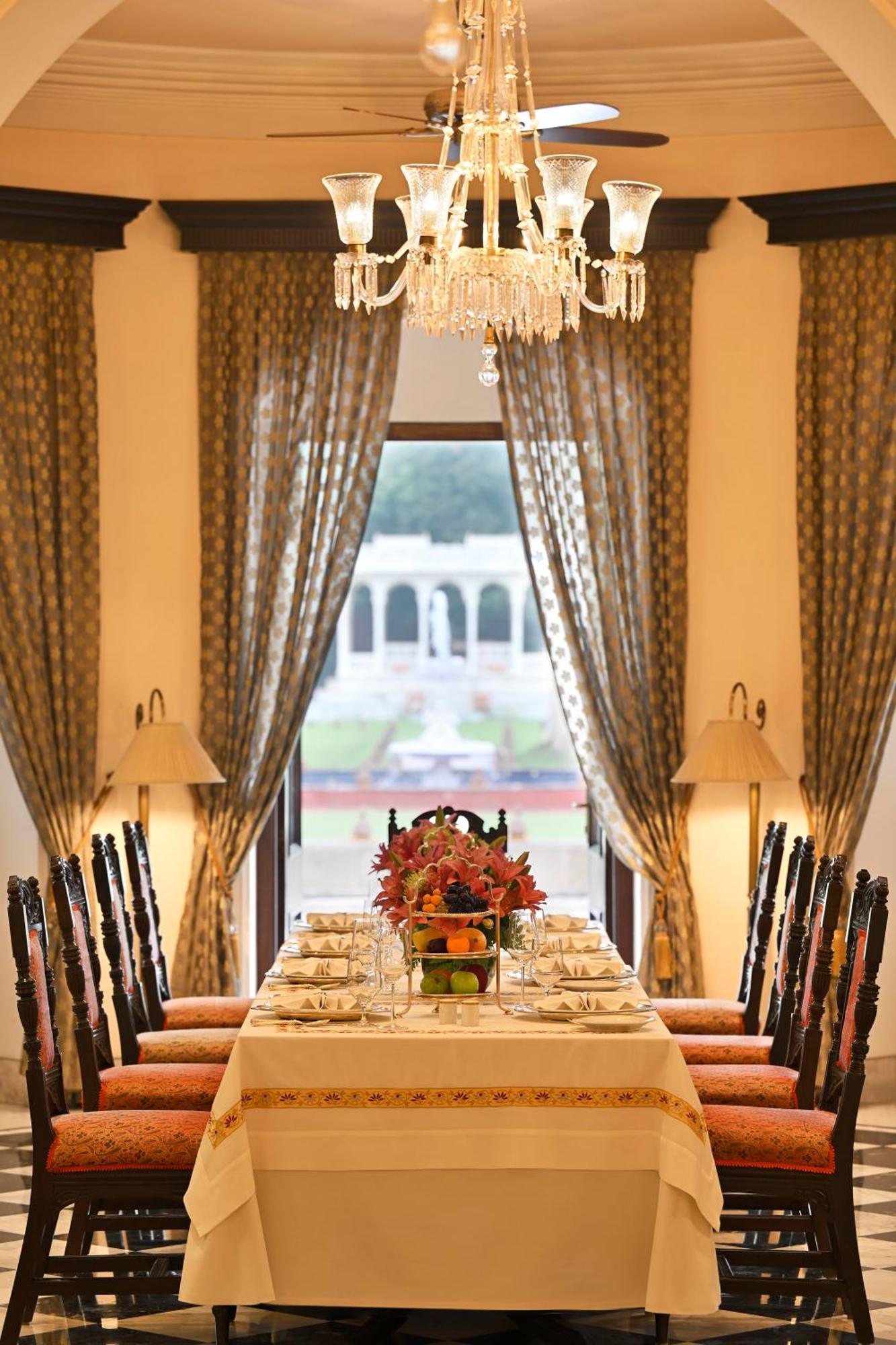 Hotel Taj Nadesar Palace 5*